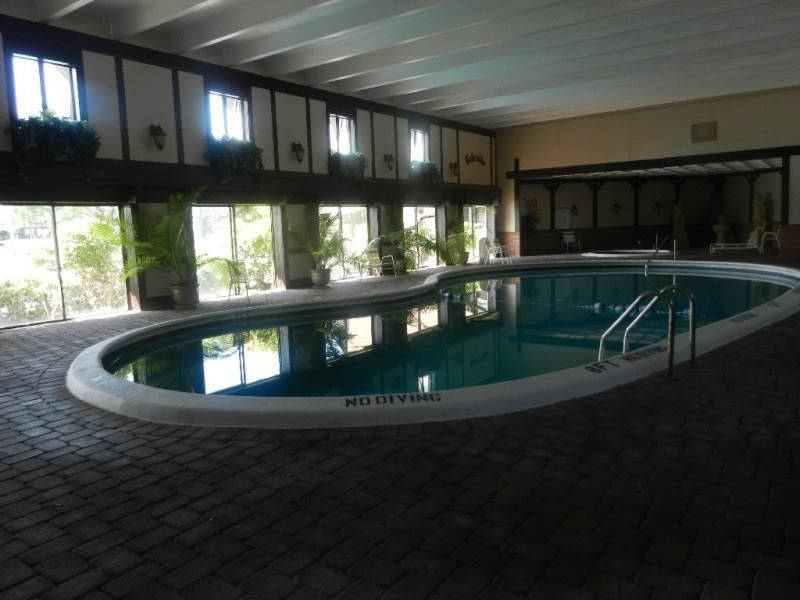 3760 Inverrary Drive, Unit 2H, Lauderhill, FL 33319 Photo