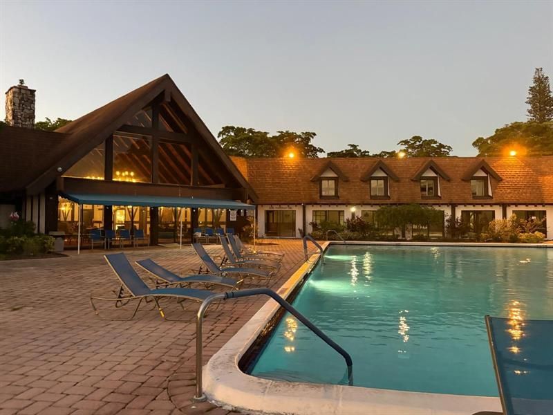 3760 Inverrary Drive, Unit 2H, Lauderhill, FL 33319 Photo