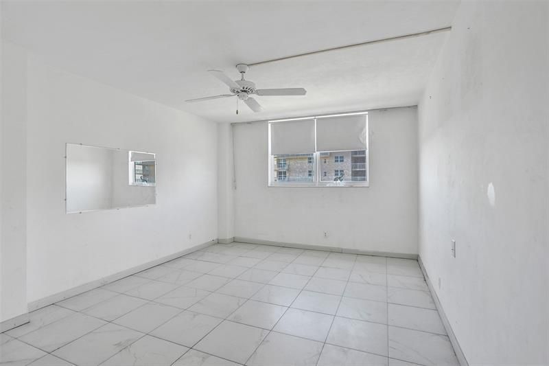 1051 Hillsboro Mile, Unit 702e, Hillsboro Beach, FL 33062 Photo