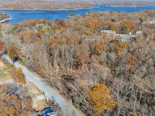 9087 Bluff Drive, Rogers, AR 72756