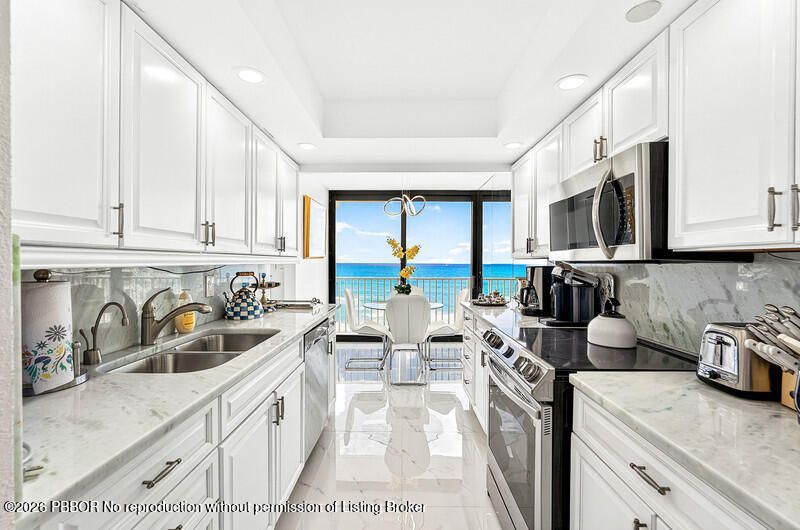3360 S Ocean Boulevard, Unit 6CII, Palm Beach, FL 33480 Photo