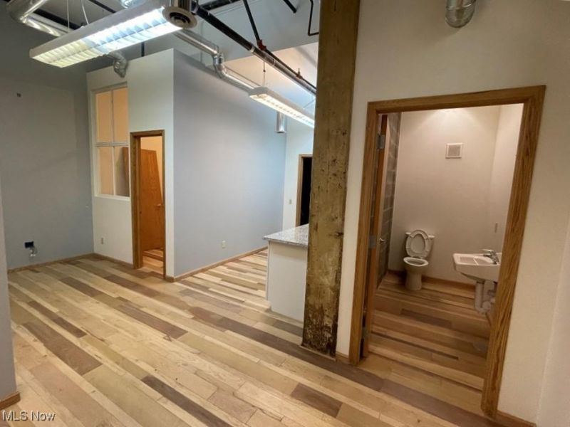 635 W Lakeside Avenue, Unit 126-A, Cleveland, OH 44113 Photo 26