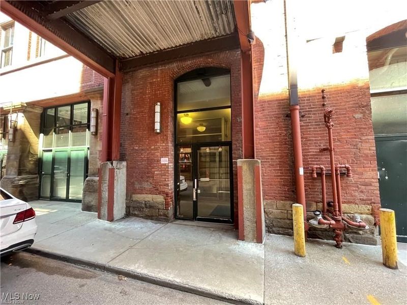 635 W Lakeside Avenue, Unit 126-A, Cleveland, OH 44113 Photo 6