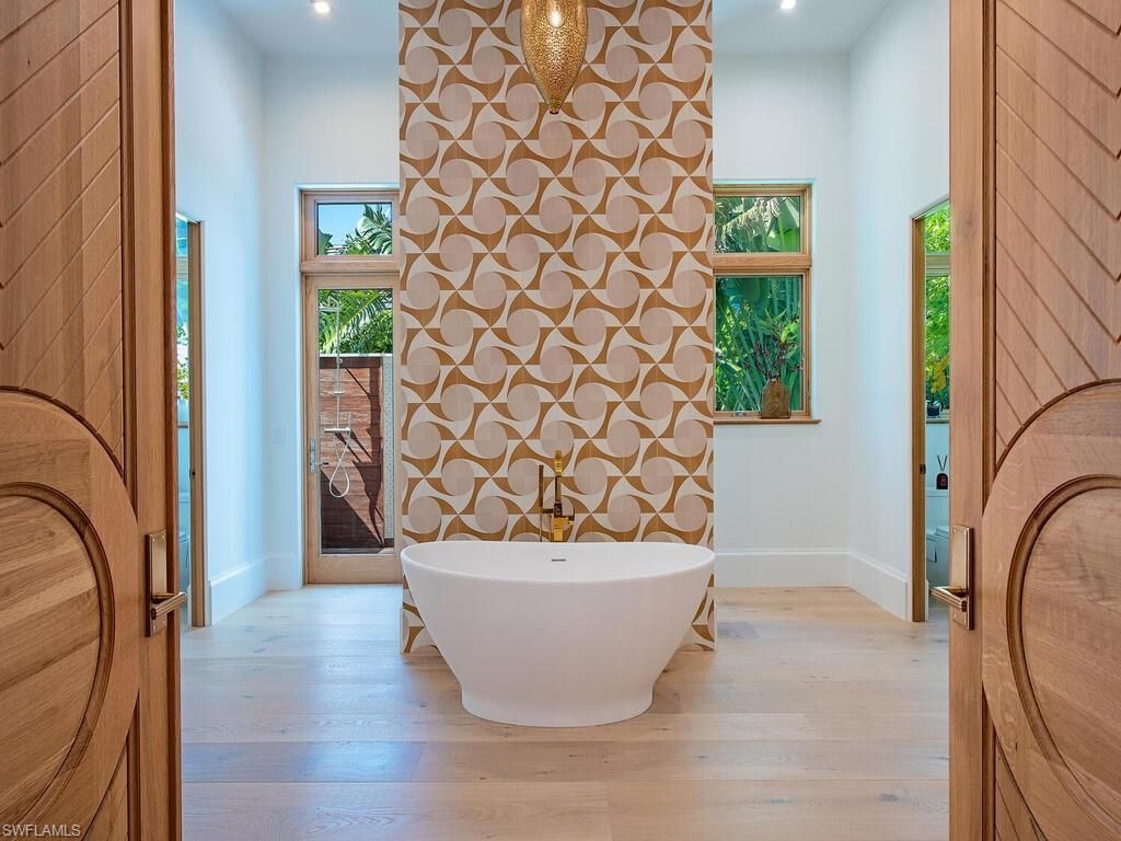 860 Admiralty Parade E, Naples, FL 34102 Photo