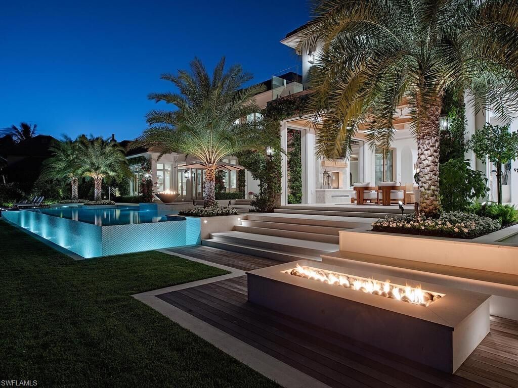 860 Admiralty Parade E, Naples, FL 34102 Photo