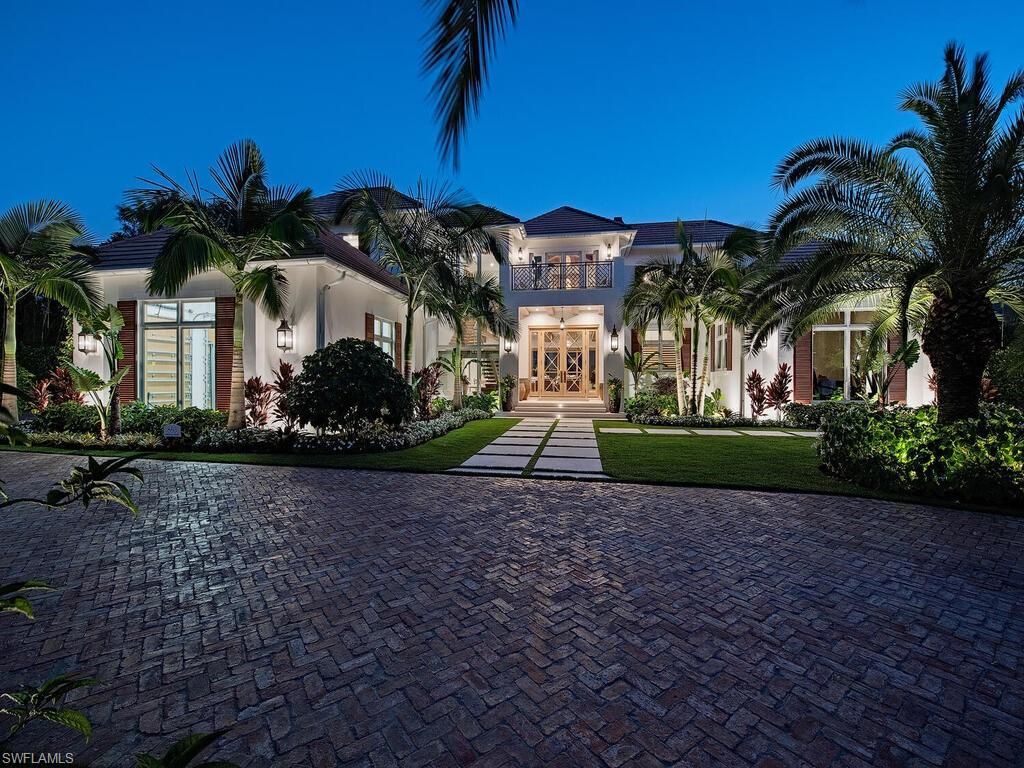 860 Admiralty Parade E, Naples, FL 34102 Photo