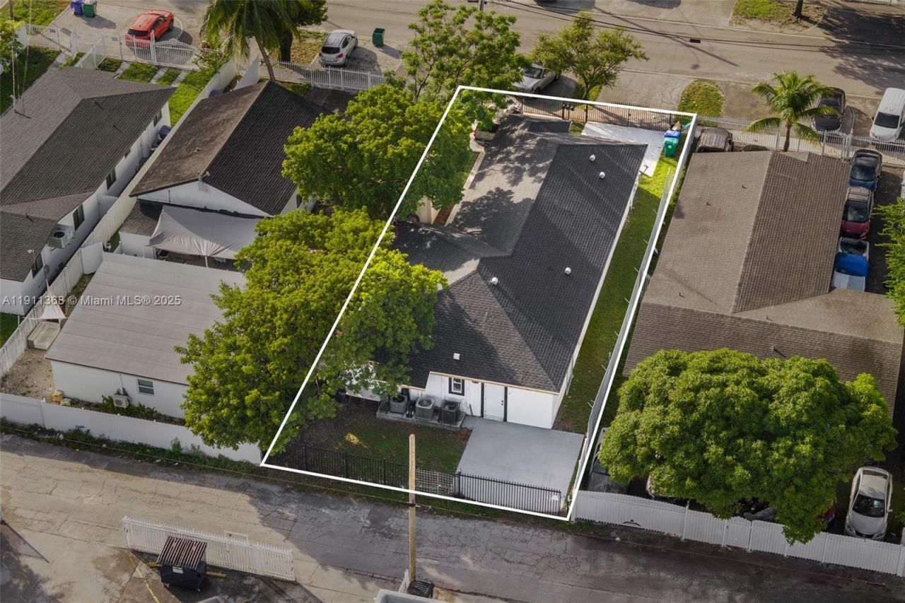 Please Call For Address, Miami, FL 33142 Photo