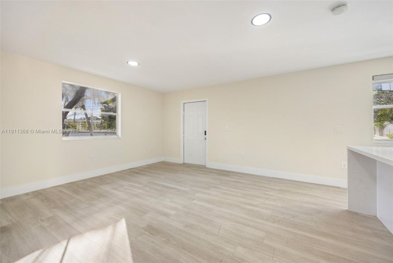 Please Call For Address, Miami, FL 33142 Photo