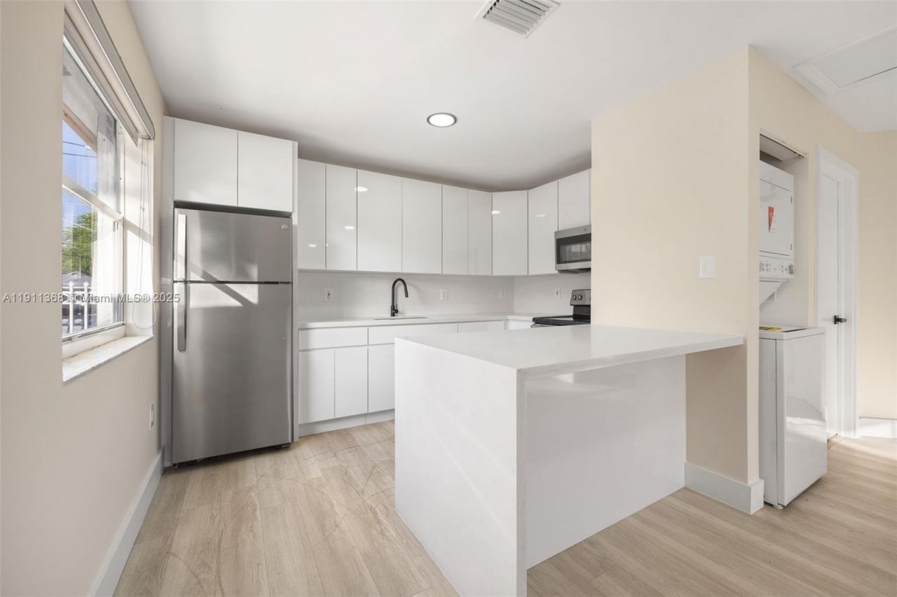 Please Call For Address, Miami, FL 33142 Photo