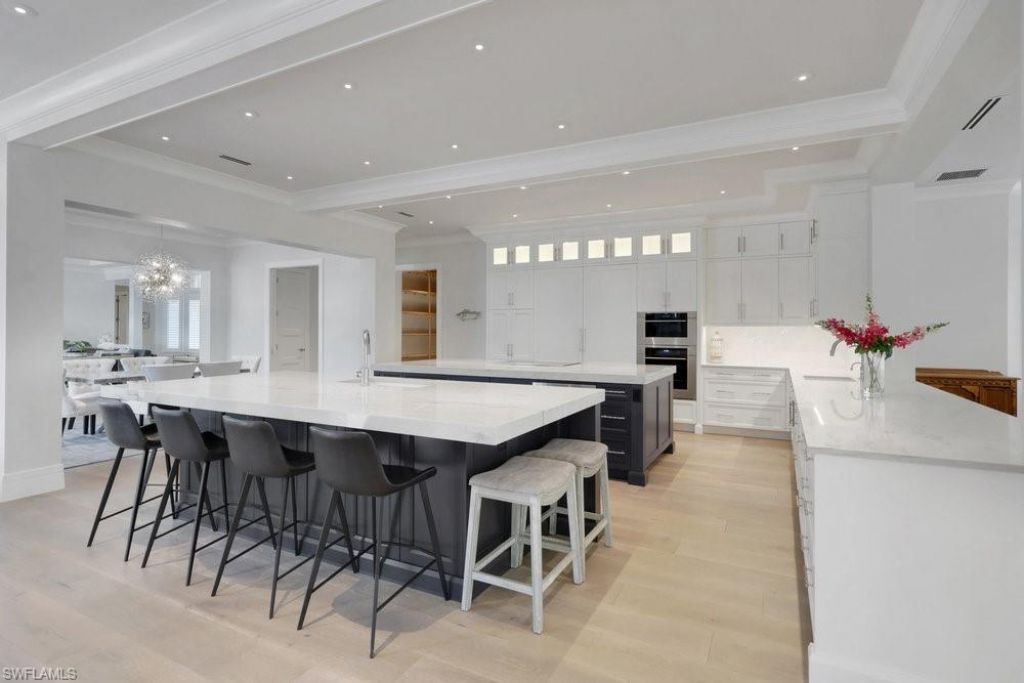 678 Katemore Ln, Naples, FL 34108 Photo