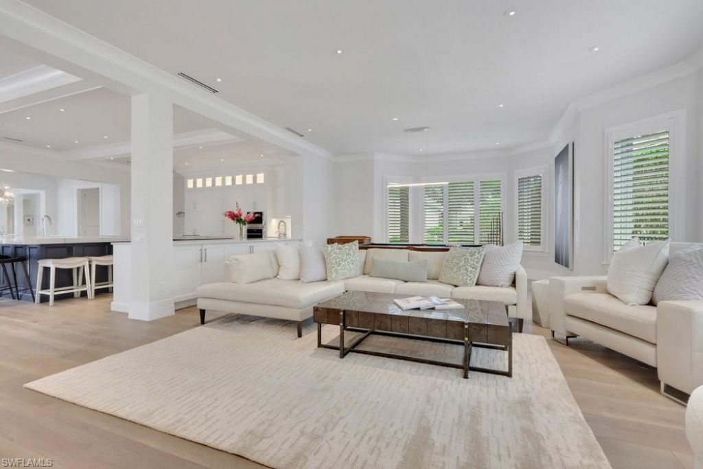 678 Katemore Ln, Naples, FL 34108 Photo