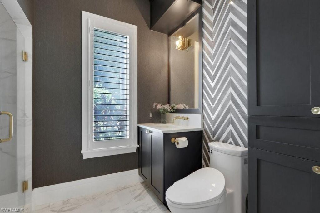 678 Katemore Ln, Naples, FL 34108 Photo