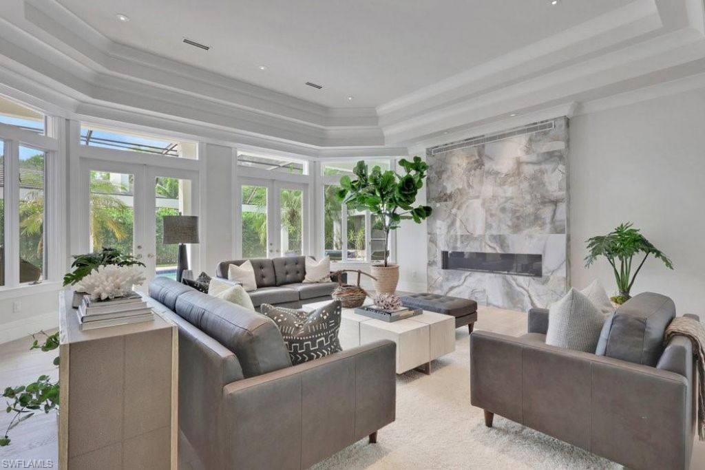 678 Katemore Ln, Naples, FL 34108 Photo