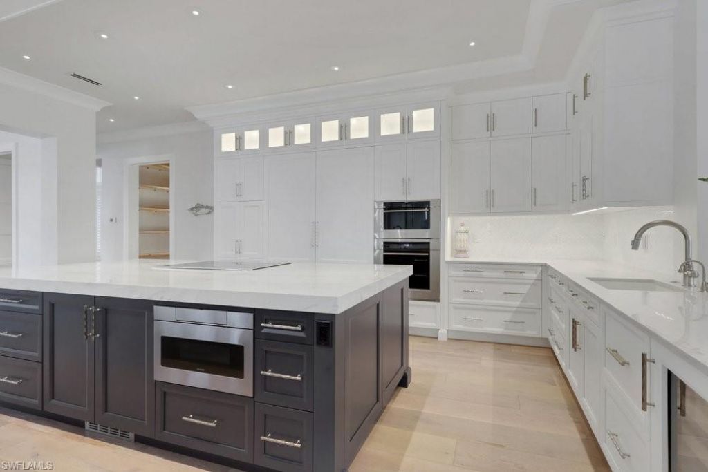 678 Katemore Ln, Naples, FL 34108 Photo