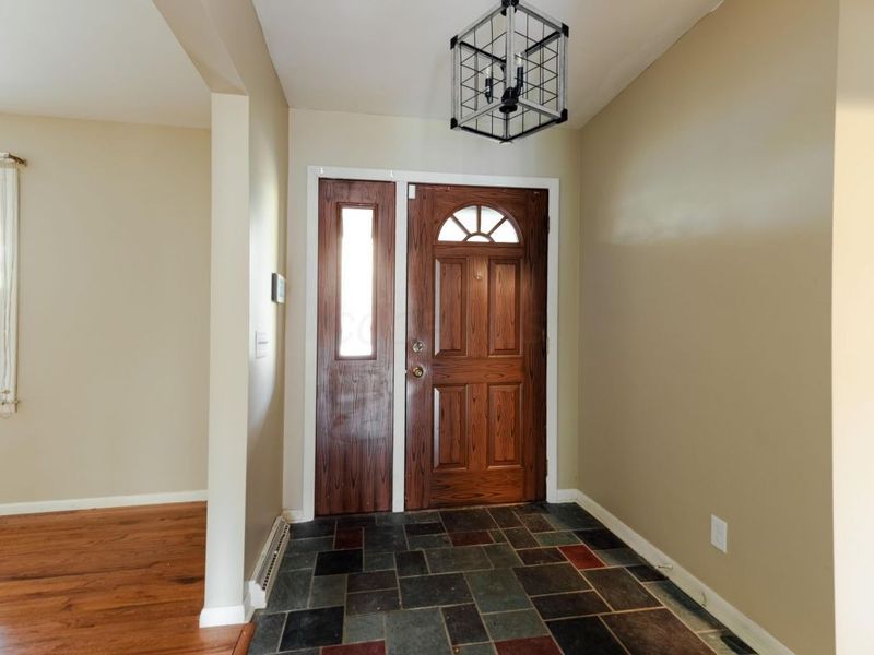 1101 Beechwood Drive NE, Lancaster, OH 43130 Photo 4