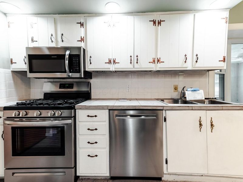 1101 Beechwood Drive NE, Lancaster, OH 43130 Photo 9