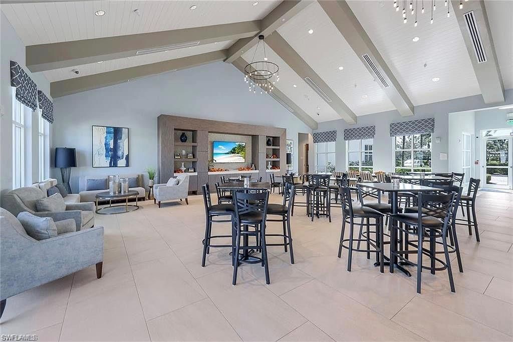 9418 Greyhawk Trl, Naples, FL 34120 Photo