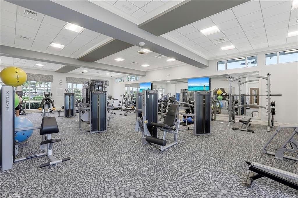 9418 Greyhawk Trl, Naples, FL 34120 Photo