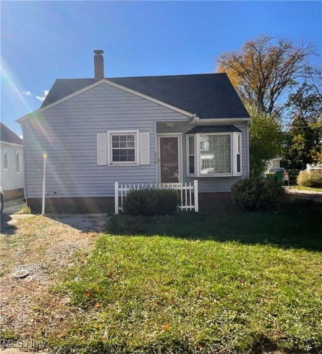 276 E 317 Street, Willowick, OH 44095 Main Photo