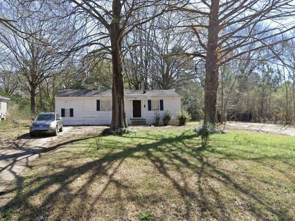 3068 Woodview Drive, Jackson, MS 39212