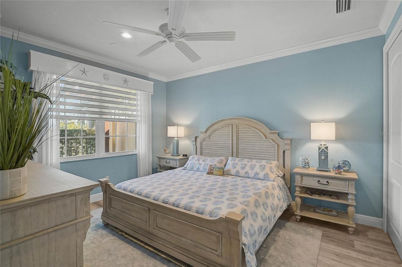 205 E Venice Avenue, Venice, FL 34285 Photo