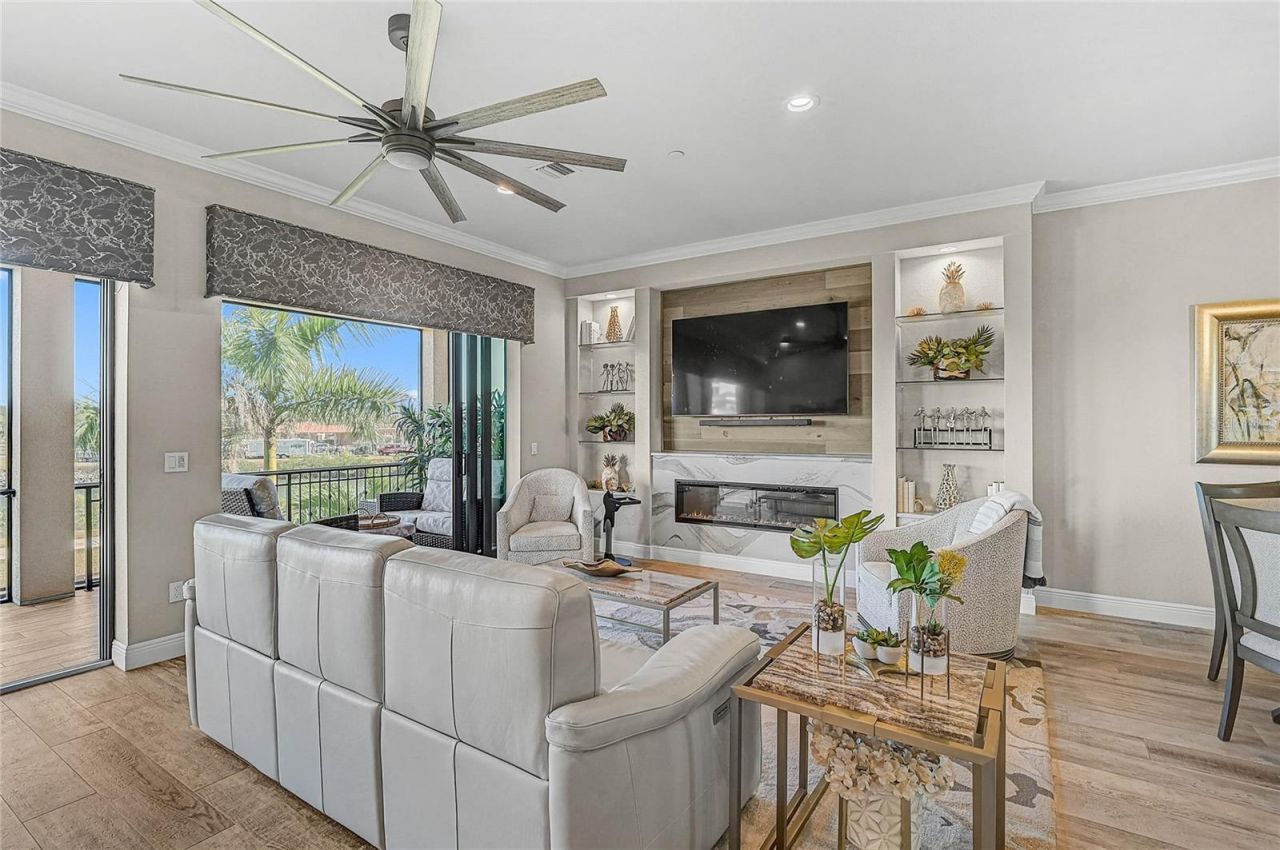 205 E Venice Avenue, Venice, FL 34285 Photo