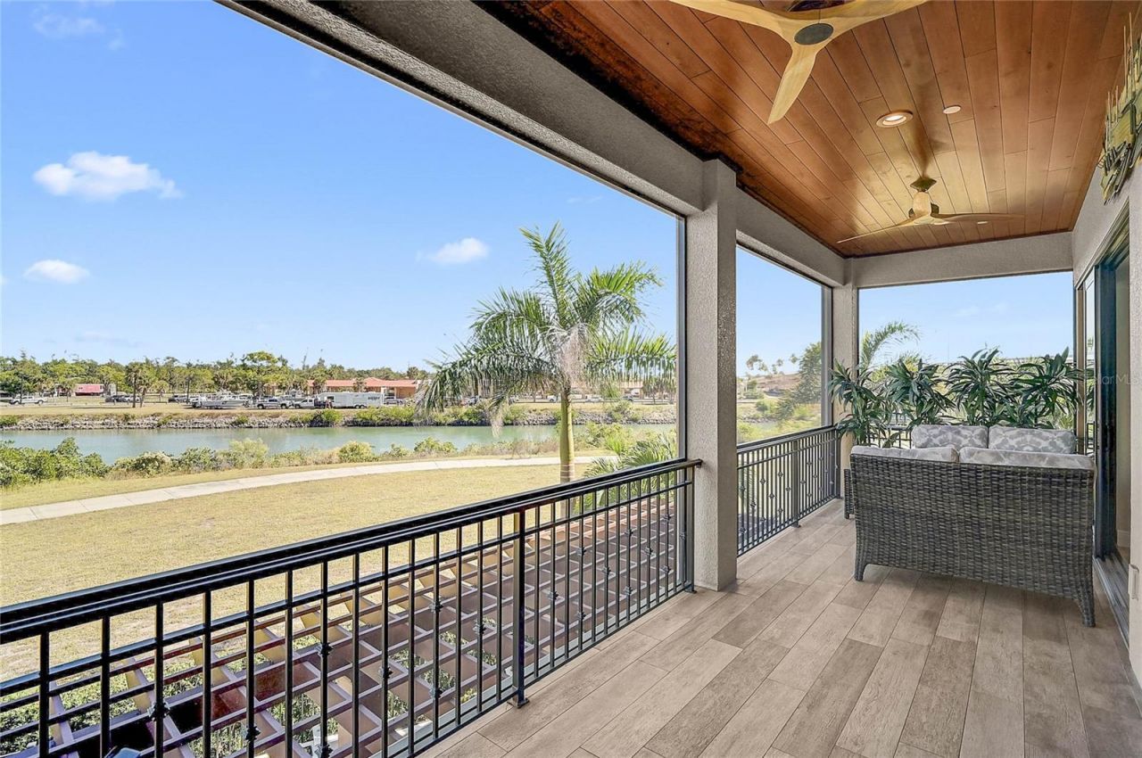 205 E Venice Avenue, Venice, FL 34285 Photo