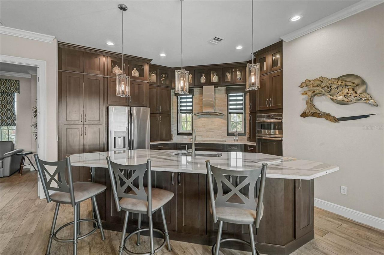 205 E Venice Avenue, Venice, FL 34285 Photo