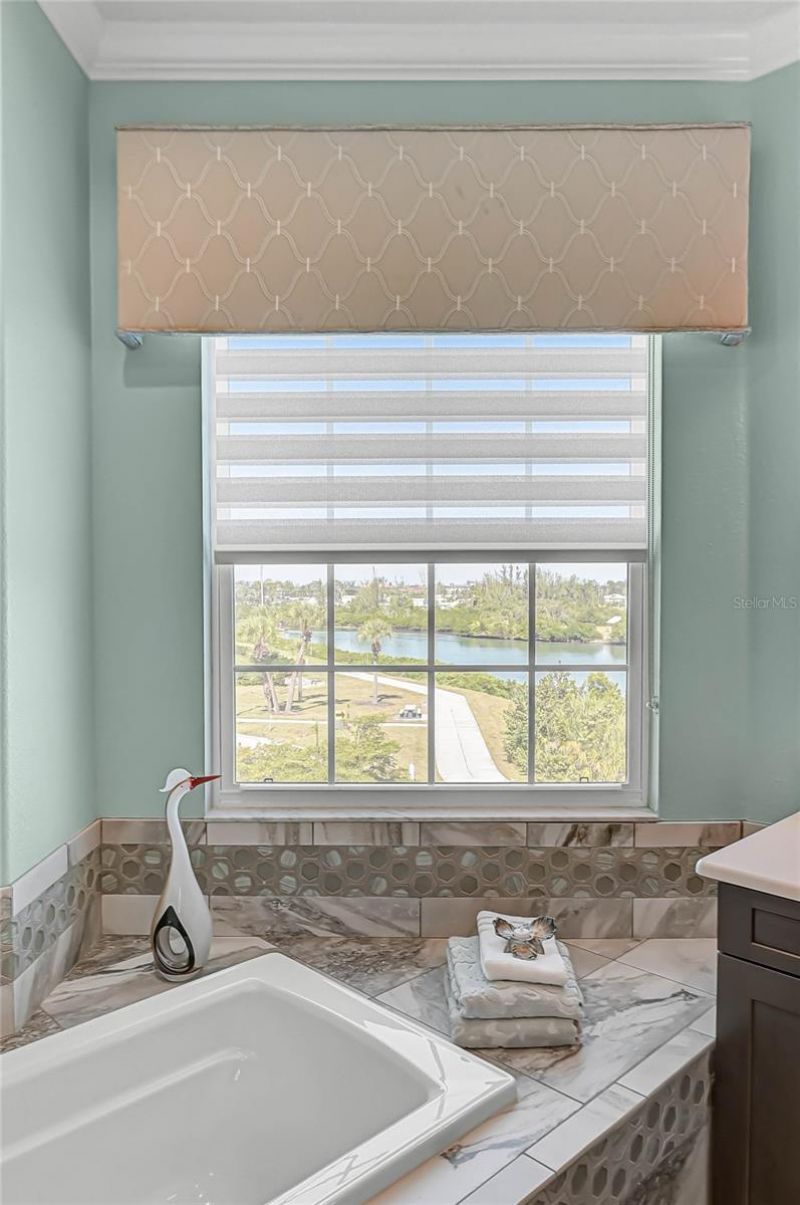 205 E Venice Avenue, Venice, FL 34285 Photo