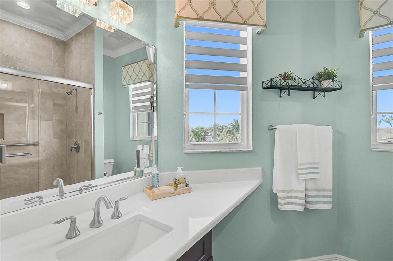 205 E Venice Avenue, Venice, FL 34285 Photo