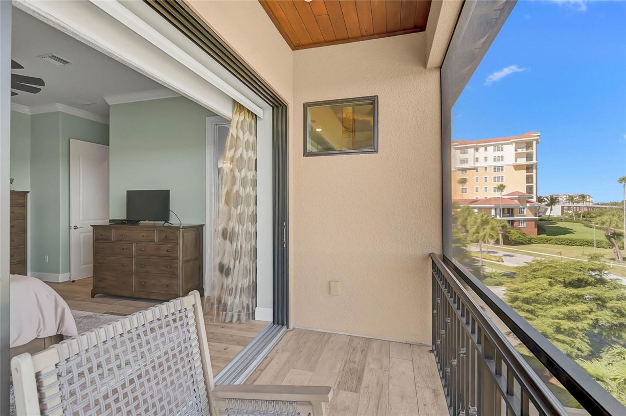 205 E Venice Avenue, Venice, FL 34285 Photo