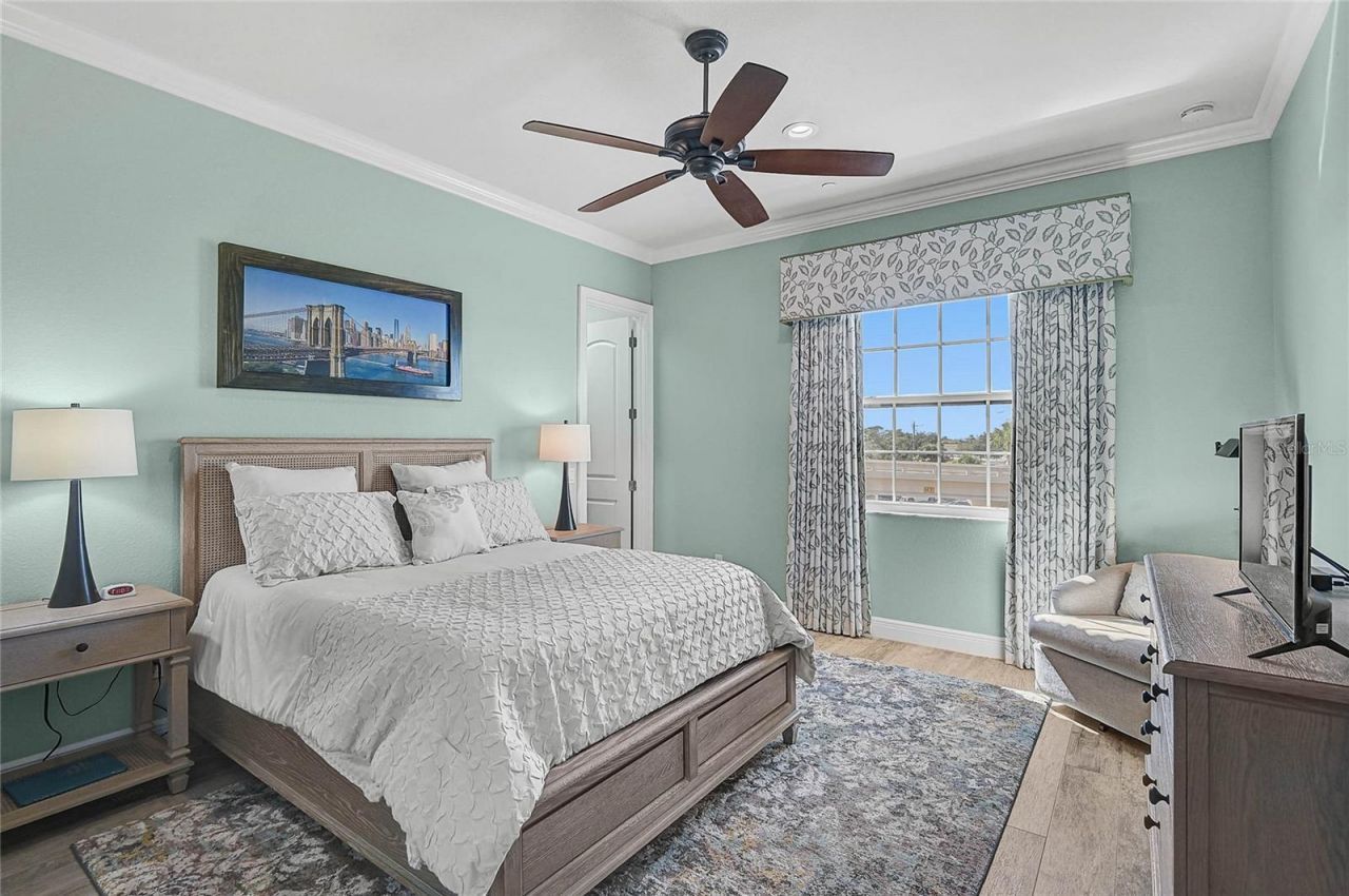 205 E Venice Avenue, Venice, FL 34285 Photo