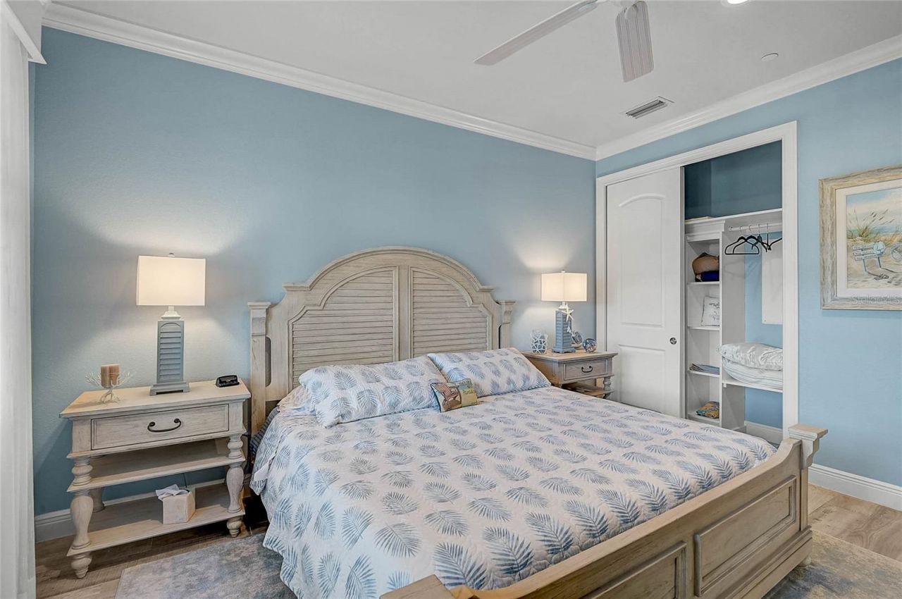 205 E Venice Avenue, Venice, FL 34285 Photo