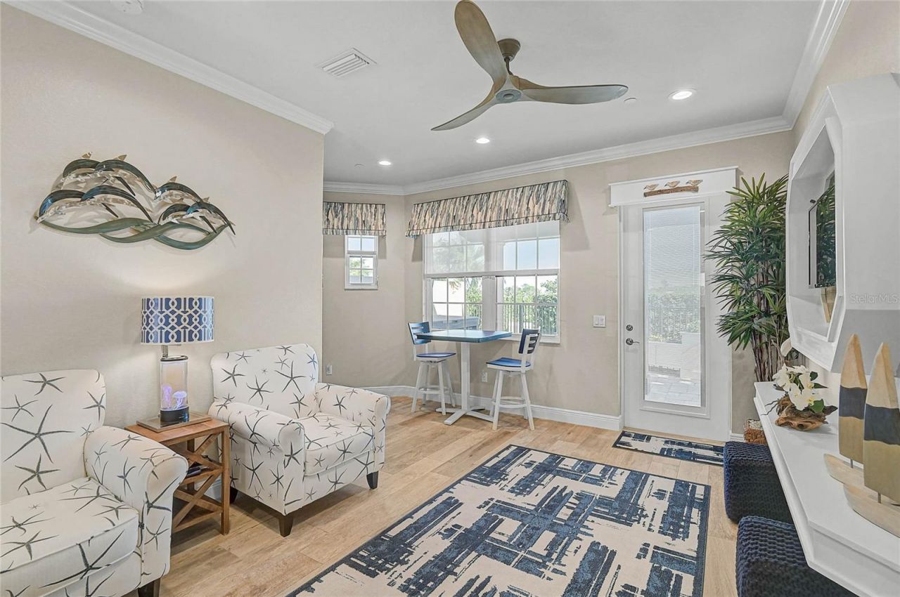 205 E Venice Avenue, Venice, FL 34285 Photo