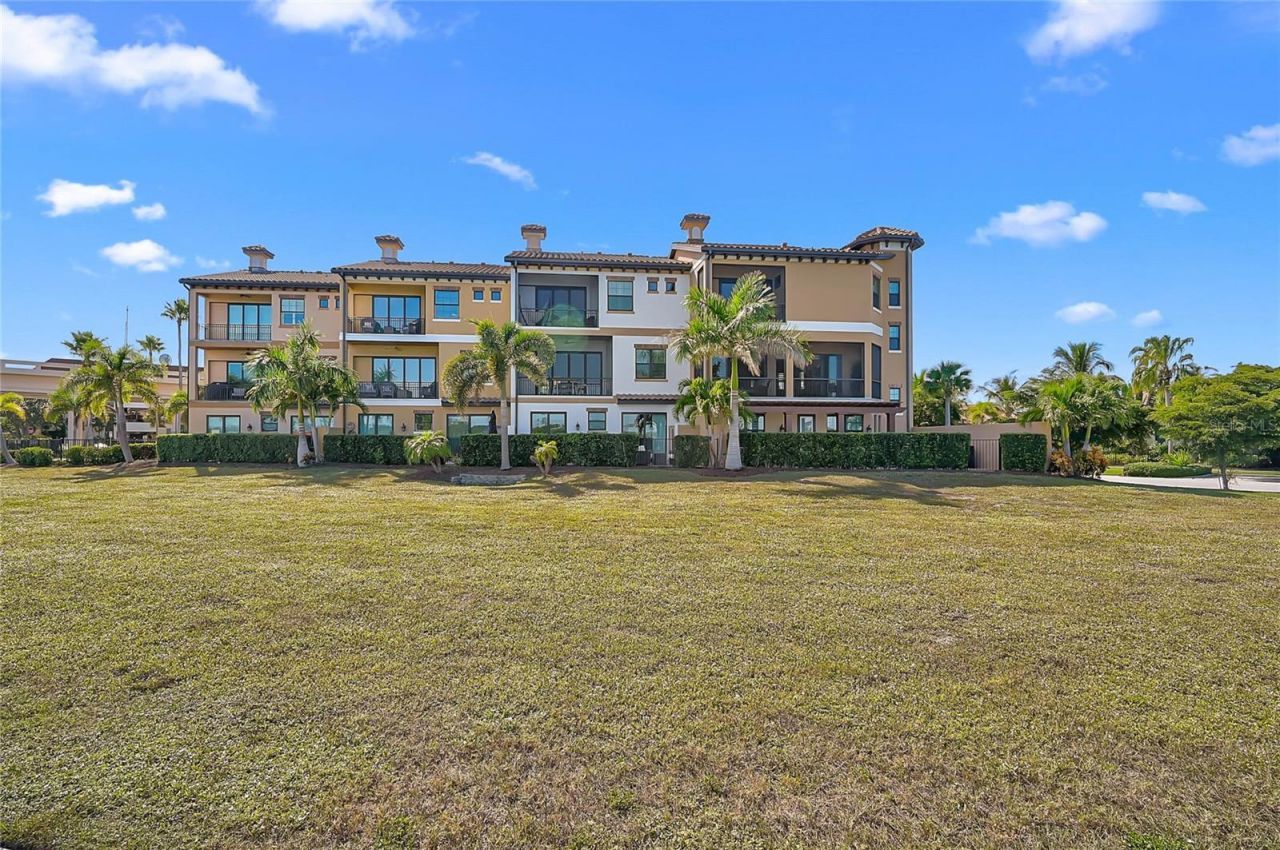 205 E Venice Avenue, Venice, FL 34285 Photo