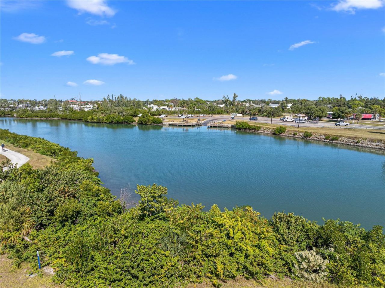 205 E Venice Avenue, Venice, FL 34285 Photo