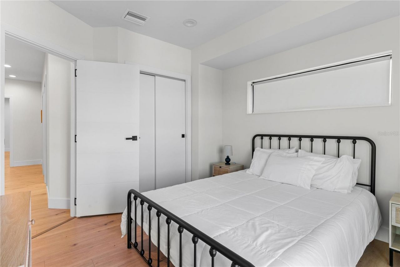2200 Bay Boulevard, Unit B, Indian Rocks Beach, FL 33785 Photo