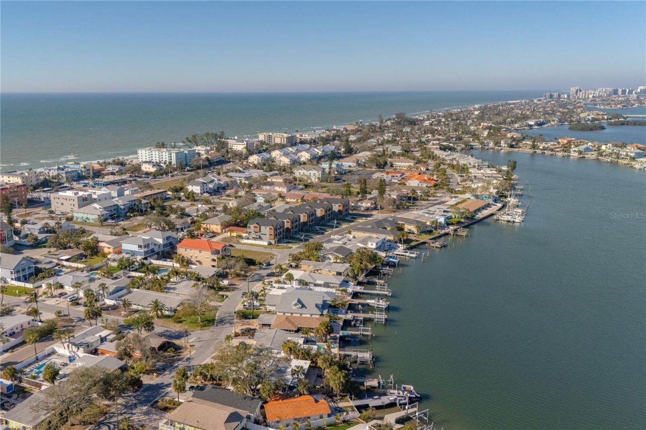 2200 Bay Boulevard, Unit B, Indian Rocks Beach, FL 33785 Photo