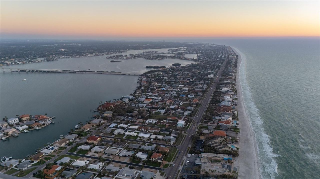 2200 Bay Boulevard, Unit B, Indian Rocks Beach, FL 33785 Photo