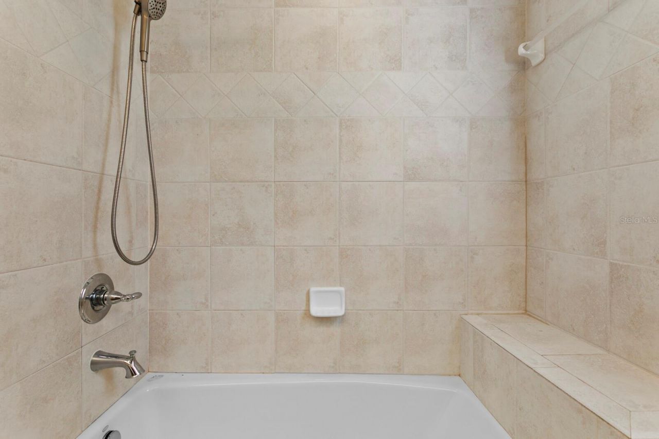 16423 Burniston Drive, Tampa, FL 33647 Photo