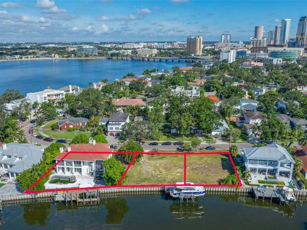 102 ADALIA AVENUE, TAMPA, FL 33606