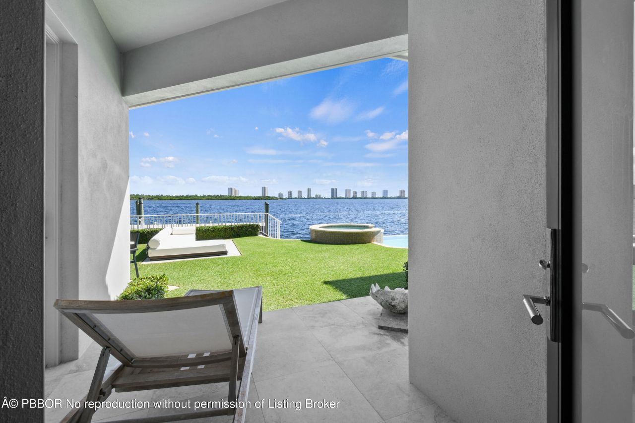 101 Bowsprit Drive, North Palm Beach, FL 33408 Photo