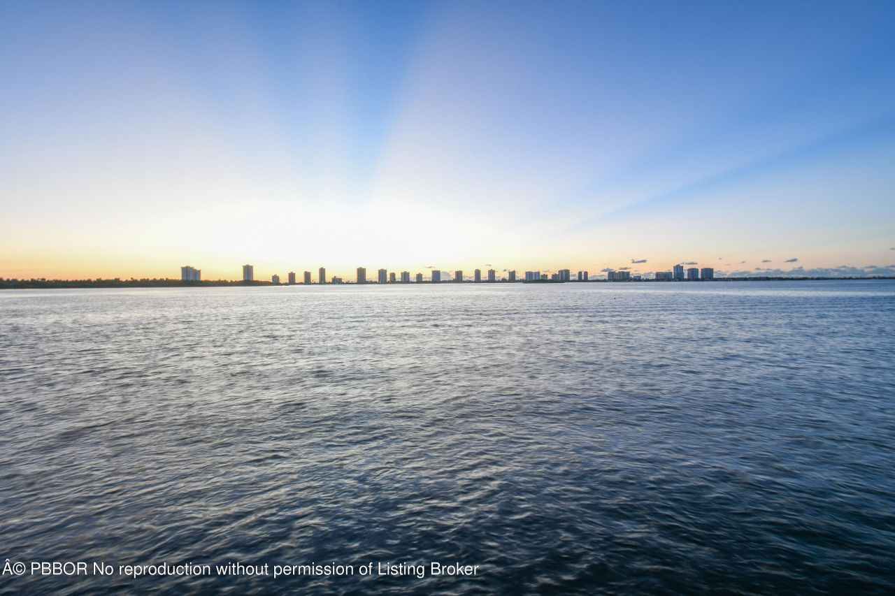 101 Bowsprit Drive, North Palm Beach, FL 33408 Photo