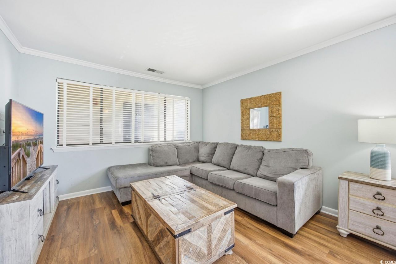 202 75th Ave N Photo 10