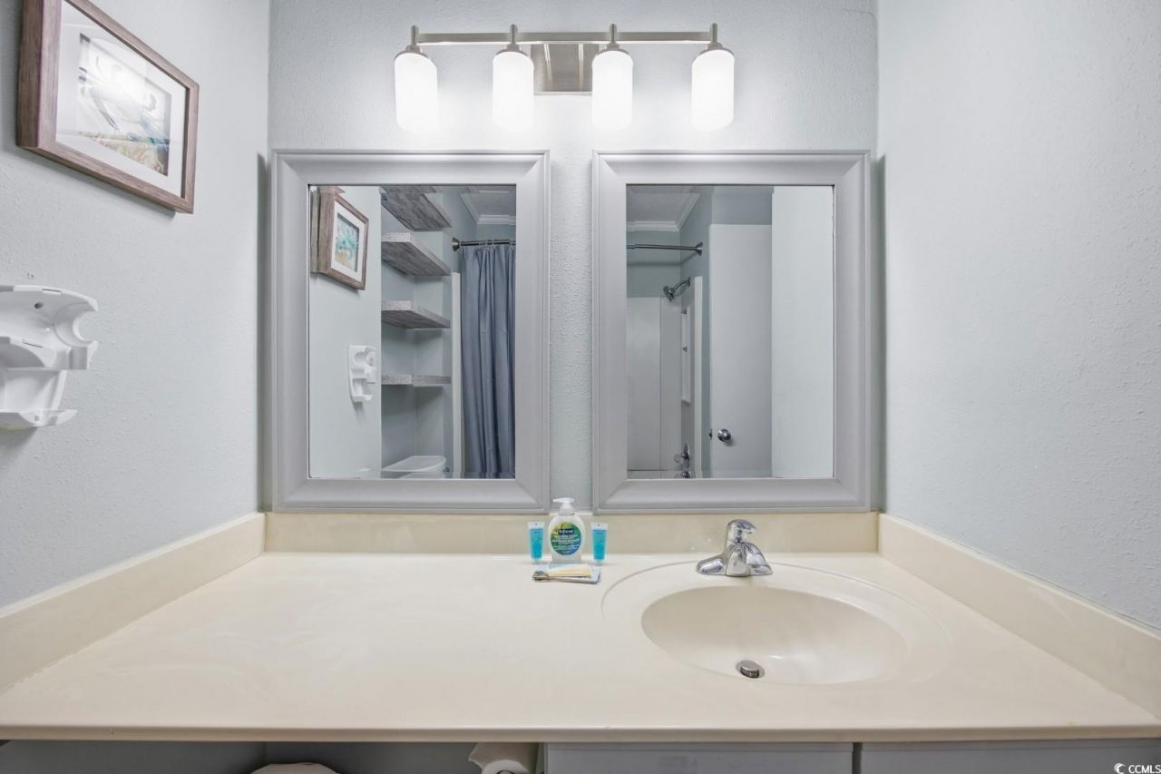 202 75th Ave N Photo 20