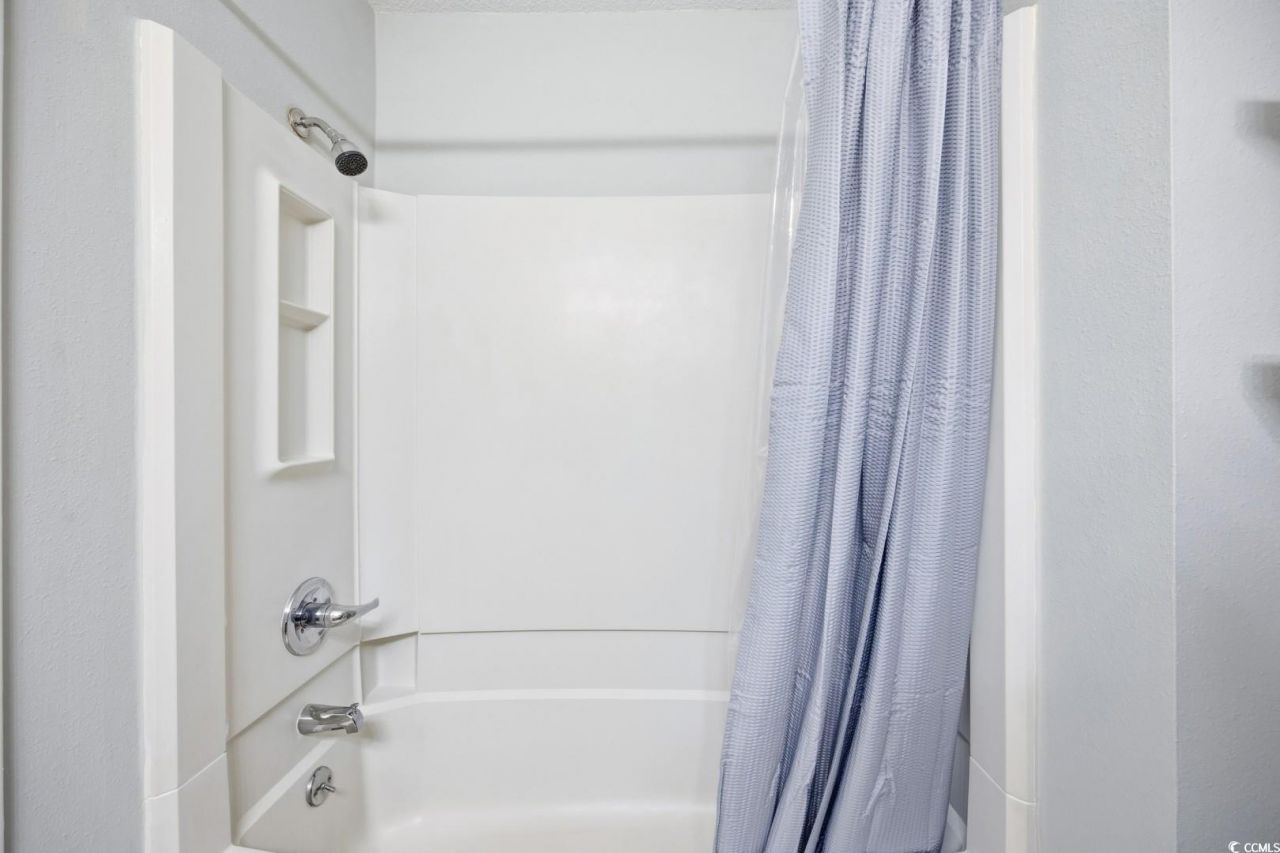 202 75th Ave N Photo 24