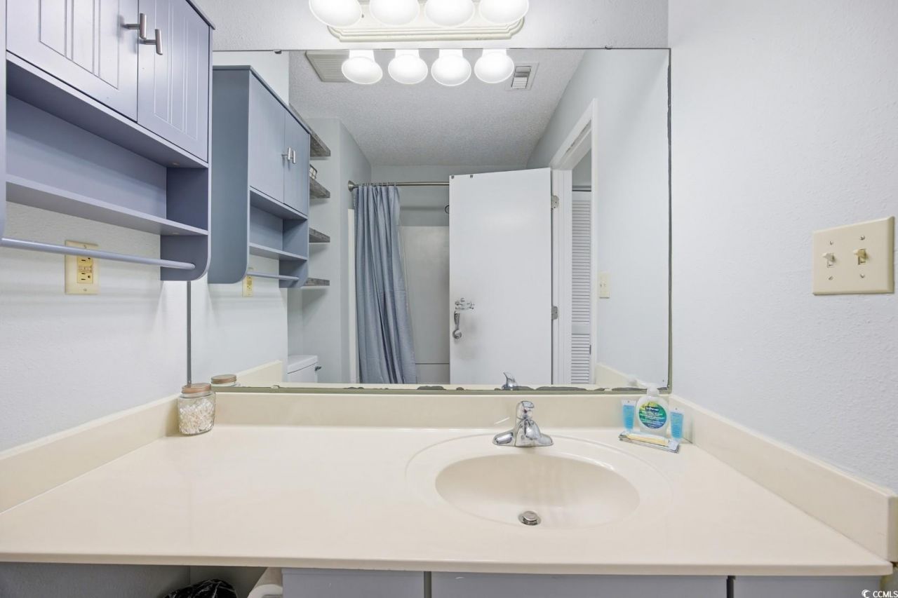 202 75th Ave N Photo 25