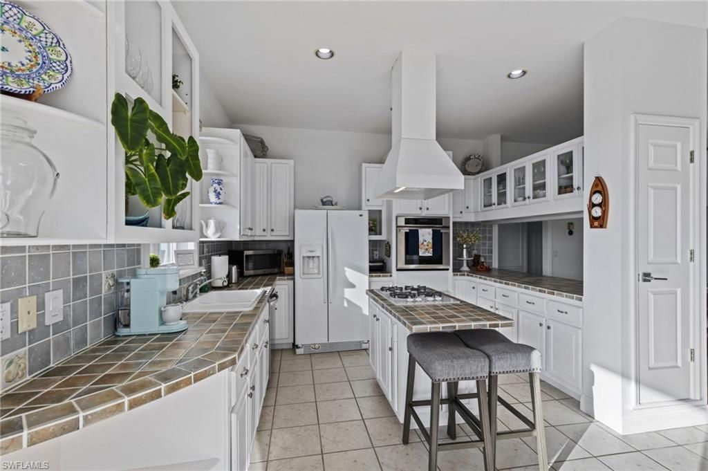 2291 Palm Ave, Saint James City, FL 33956 Photo