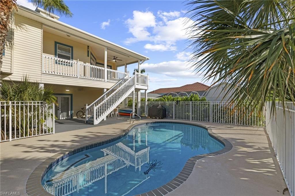 2291 Palm Ave, Saint James City, FL 33956 Photo