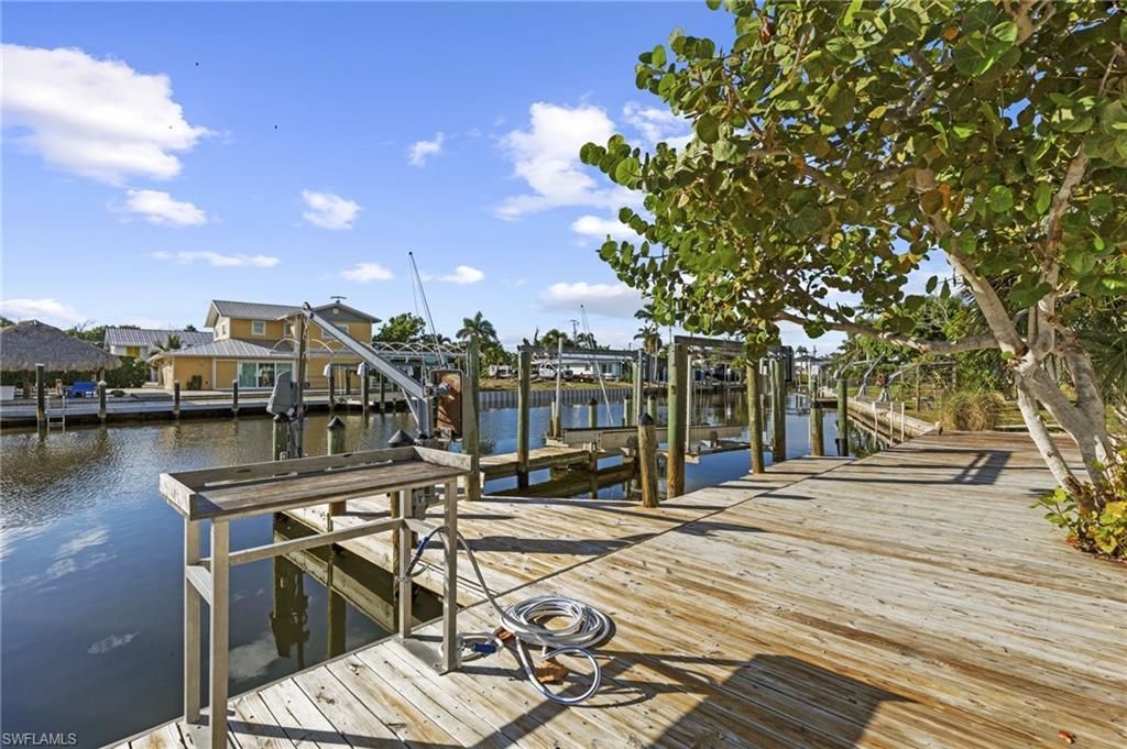 2291 Palm Ave, Saint James City, FL 33956 Photo